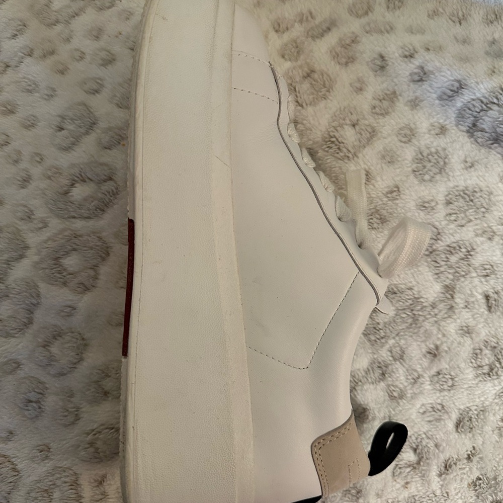 Ash White Platform Sneakers with Black Accents - Picture 7 of 8